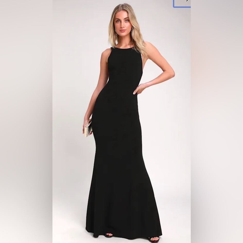 Lulu's Classic Black Maxi Dress